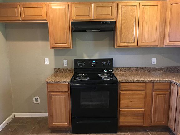 New stove and vent hood