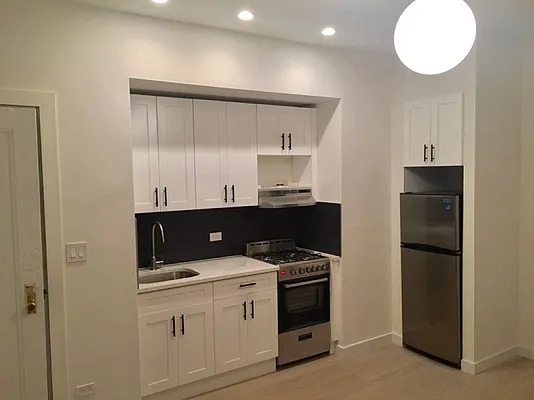 Rented by Bohemia Realty Group | media 1