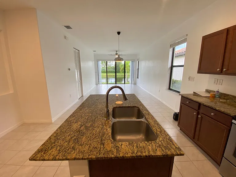 5447 Useppa Dr — Photo 18