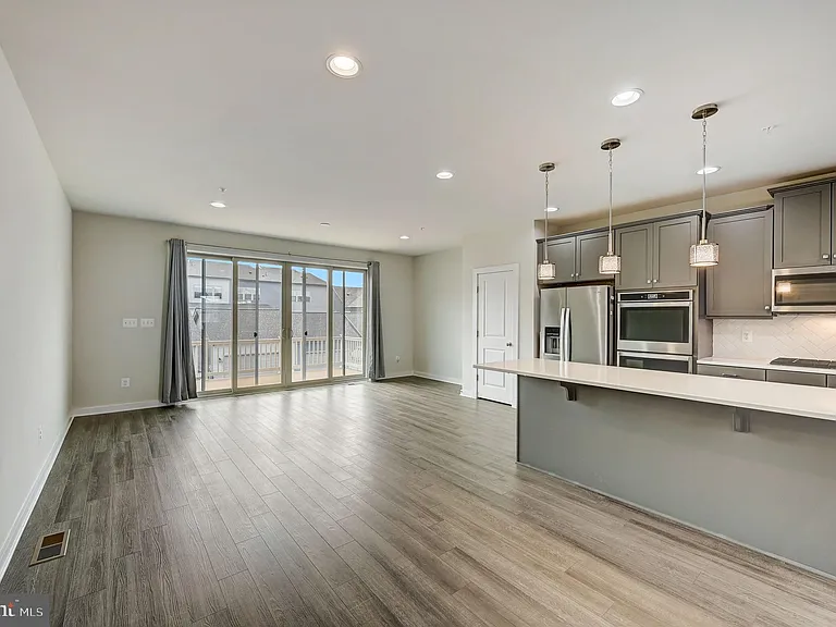 3608 Timber Green Dr — Photo 17