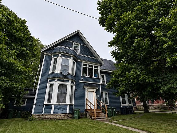 3rd image of 279 Fitzroy St