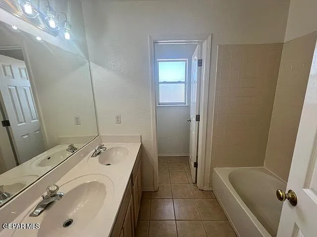 7105 Tierra Roja St — Photo 38