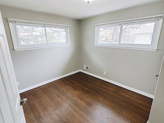 4th image of 5544 S O'Brien Ave Unit 3