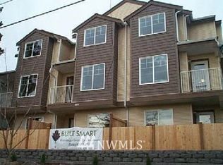 1140 NE North St #92, Seattle, WA 98133