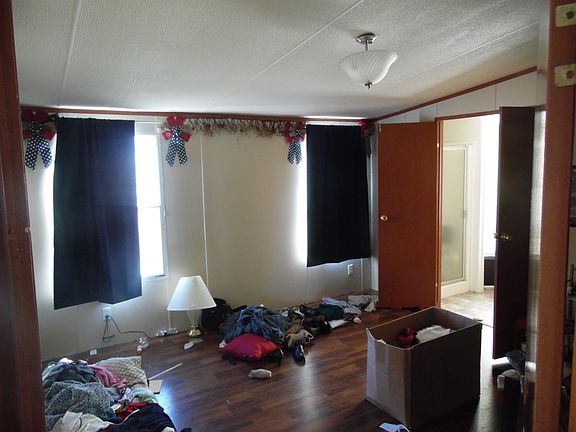 5th image of 333 Country Ln