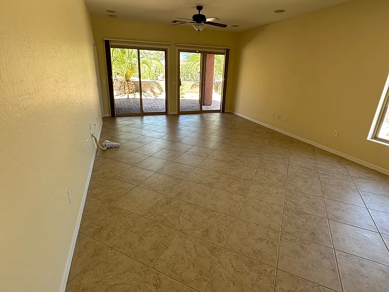 1319 Beehive Ln — Photo 8