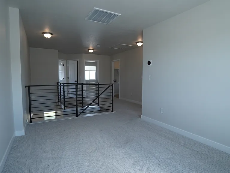 2143 W Natalie Ave — Photo 11