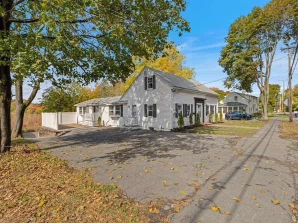 39 Forest St, Danvers, MA 01923