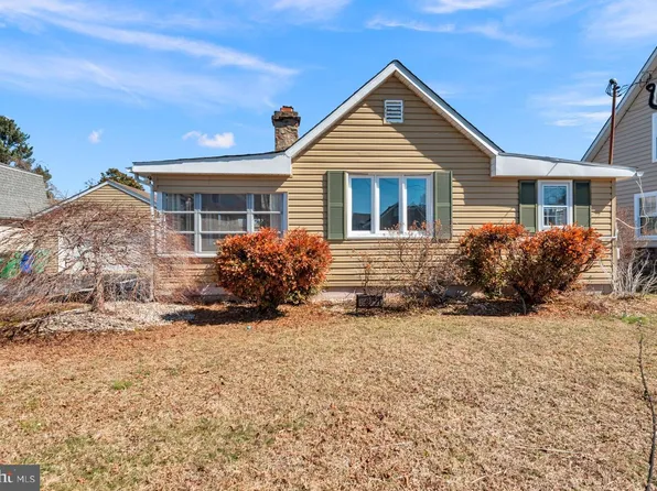 8 Maryland Ave, Chesapeake City, MD 21915