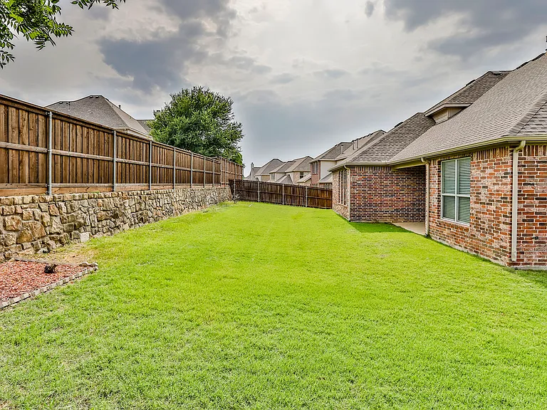 223 Aspen Ln — Photo 25