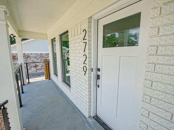 4th image of 2729 Fairfield Ave