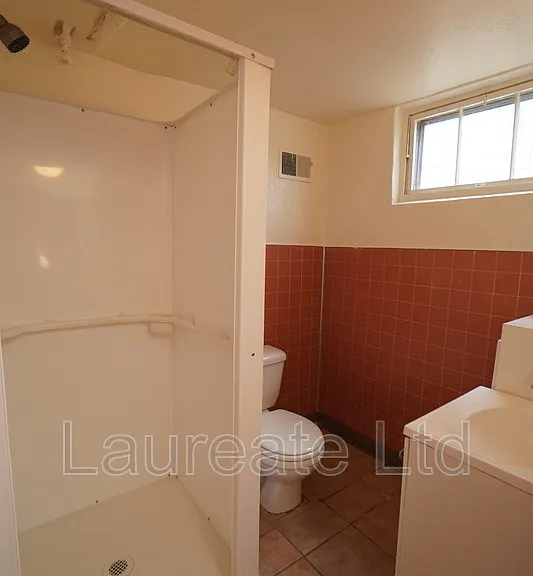 2425 S Humboldt St — Photo 27