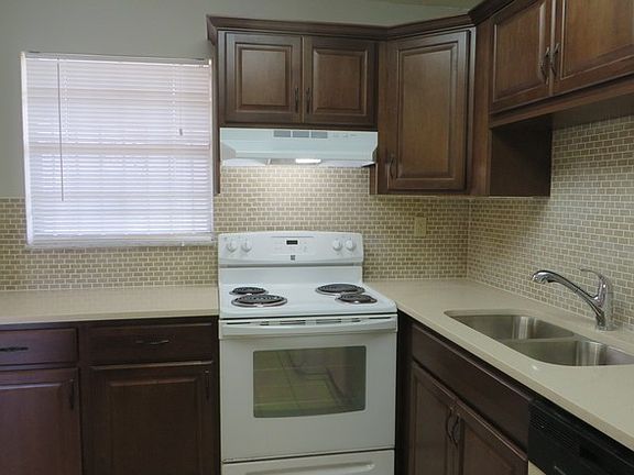 5th image of 502 NW 87th Ave APT 306