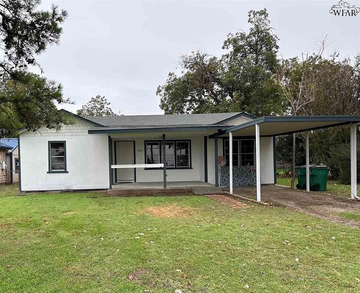 207 W Smith Ave, Iowa Park, TX 76367 MLS 171197 Zillow