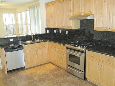 4th image of 359 Burlington Dr