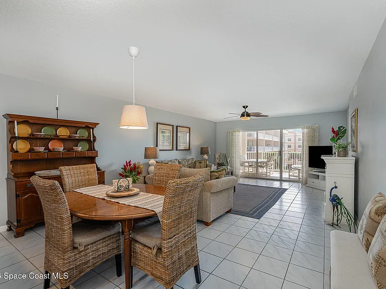 601 Shorewood Dr #G405 — Photo 12
