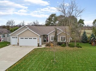 1341 Feldspar Ave, Zeeland, MI 49464