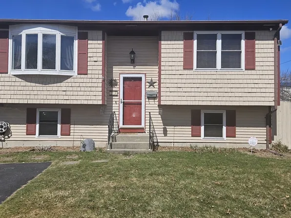 55 Birch St, Warwick, RI 02888