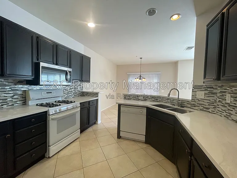 39906 Alpine Union St #B — Photo 6