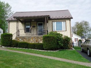 648 Summerlee Ave, Oak Hill, WV 25901