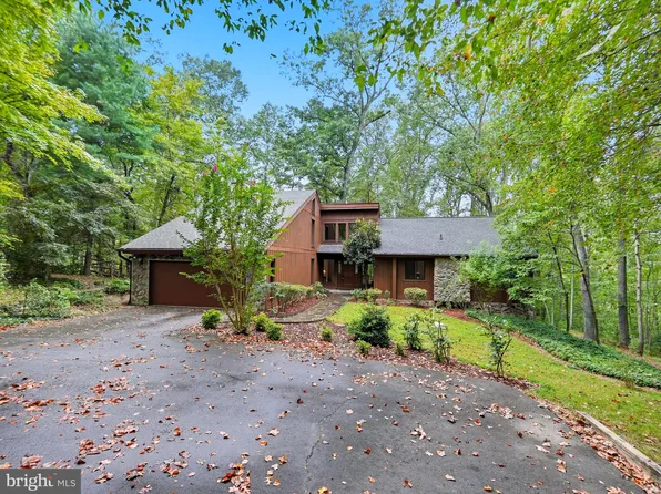 2507 Hollybrook Pl, Oakton, VA 22124