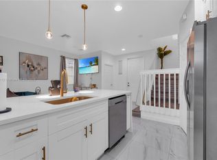 1901 SW 60th Ter, North Lauderdale, FL 33068