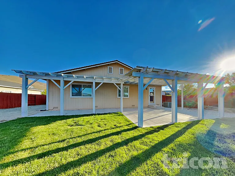 17700 Smoketree Ct — Photo 15