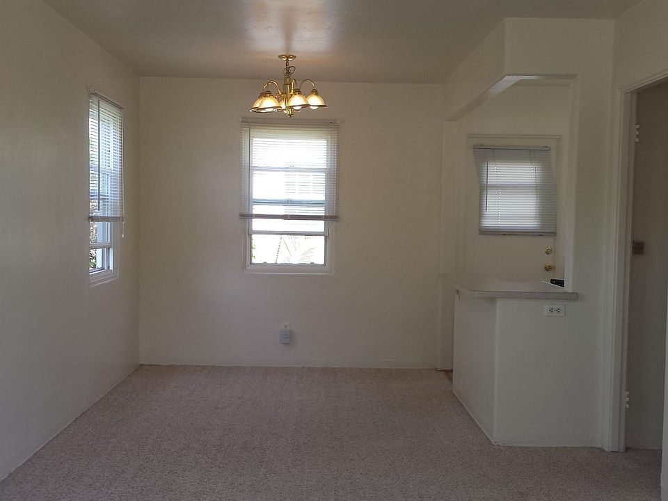 1st image of 1515 Chalcedony St