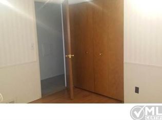 13977 Blackburn St, Livonia, MI 48154