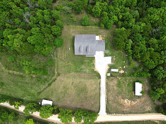 3rd image of 360 County Road 545