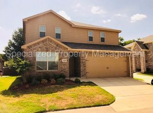 5100 Martinsburg Sq, Arlington, TX 76017