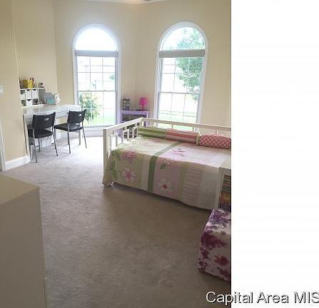 5th image of 905 River Birch Ct