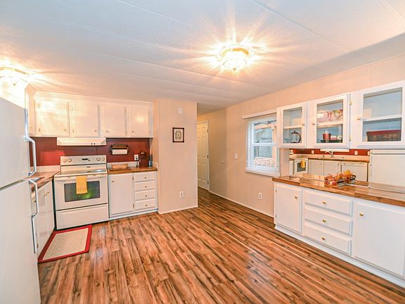 3rd image of 21312 129th Street Ct E