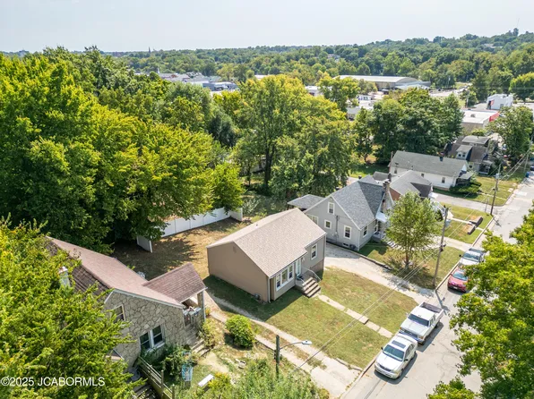609 Virginia St, Jefferson City, MO 65109