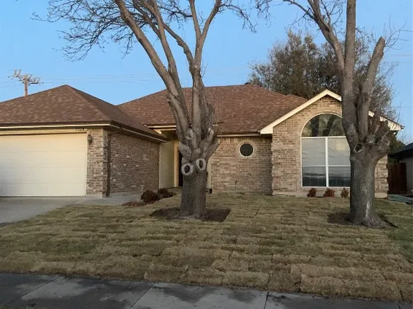 7324 Amber Dr, Watauga, TX 76148