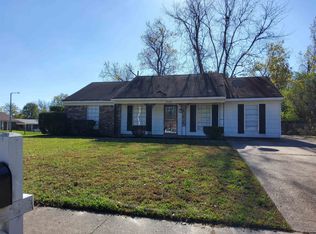 3387 Ridgemont Rd, Memphis, TN 38128