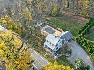 4183 Manchester St, Glen Rock, PA 17327