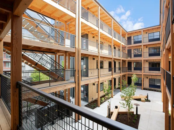 Shortstack Mississippi, 3325 N Michigan Ave #303, Portland, OR 97227