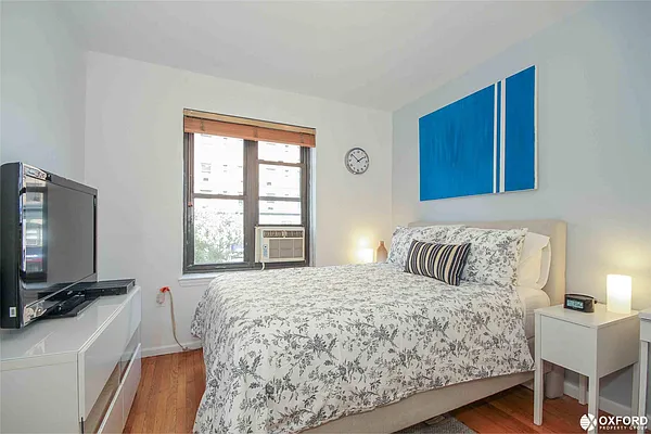 Rented by Oxford Property Group | media 19