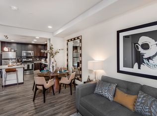 7111 Santa Monica Blvd #512, Los Angeles, CA 90046