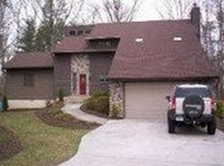 561 Dowitcher Ct, Pasadena, MD 21122