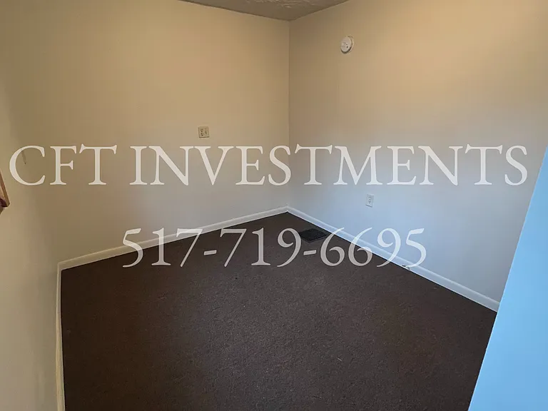 516 N Cochran Ave — Photo 5