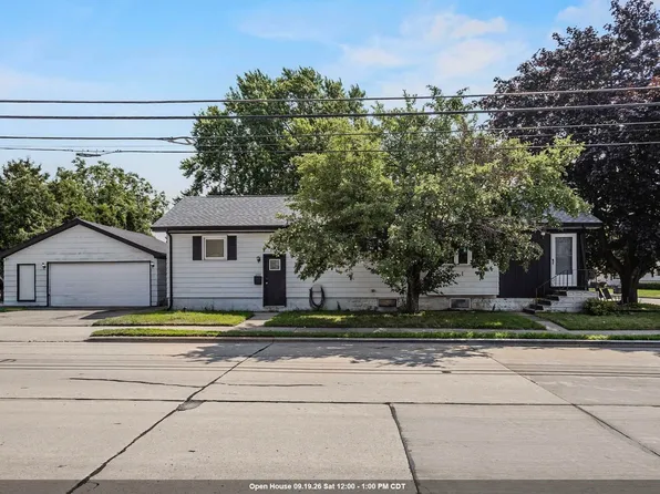 1222 Knapp St, Oshkosh, WI 54902