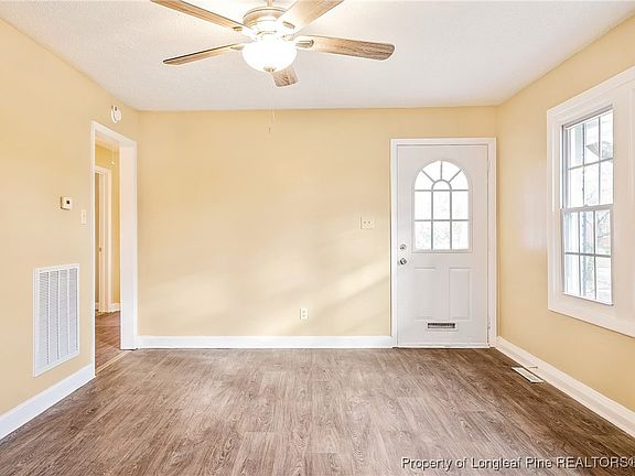 4th image of 334 Richmond Dr