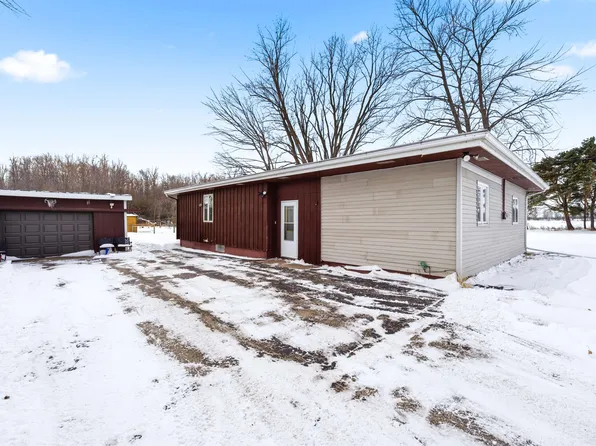 W5571 Us Highway 10, Menasha, WI 54952