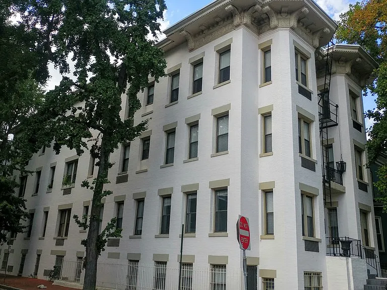 15th St NW — Photo 5