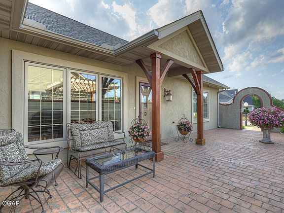 3rd image of 1430 Quail Pl