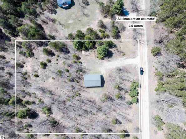 3775 W County Line Rd, Buckley, MI 49620