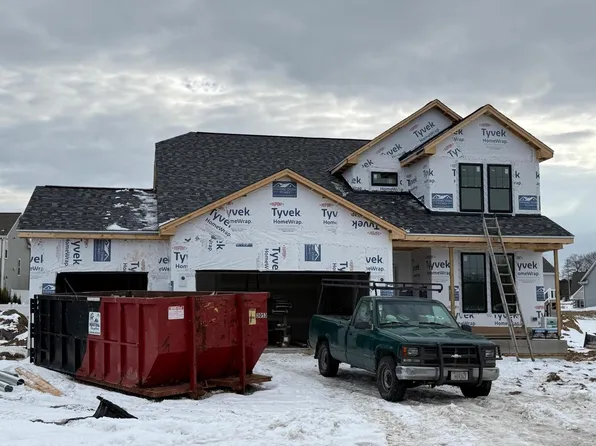 1499 Patton DRIVE, Hartford, WI 53027