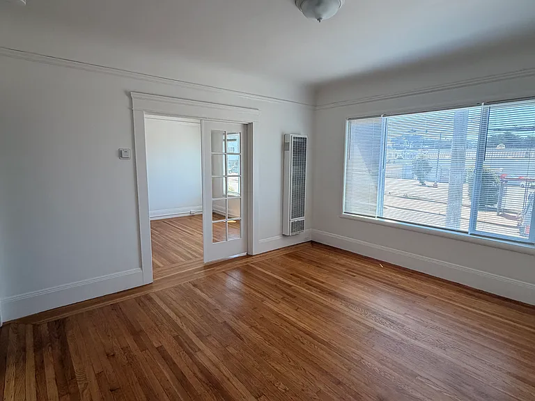4726 Cabrillo St #2 — Photo 3